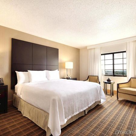 Embassy Suites Greenville Golf Resort & Conference Center Екстер'єр фото