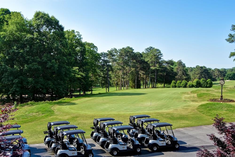 Embassy Suites Greenville Golf Resort & Conference Center Екстер'єр фото