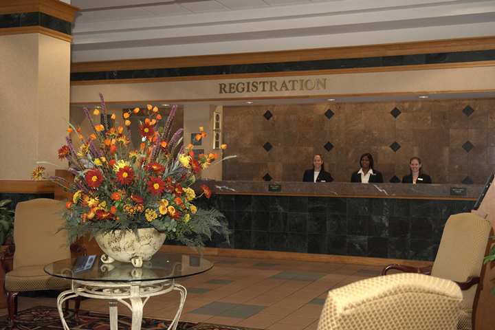 Embassy Suites Greenville Golf Resort & Conference Center Інтер'єр фото
